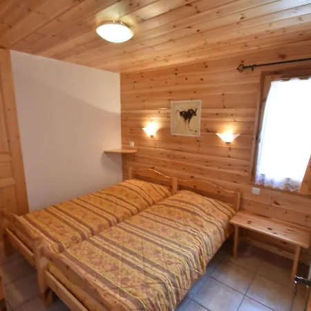 Magnificent Chalet With Balcony 아파트 *