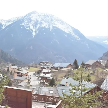 아파트 Magnificent Chalet With Balcony *